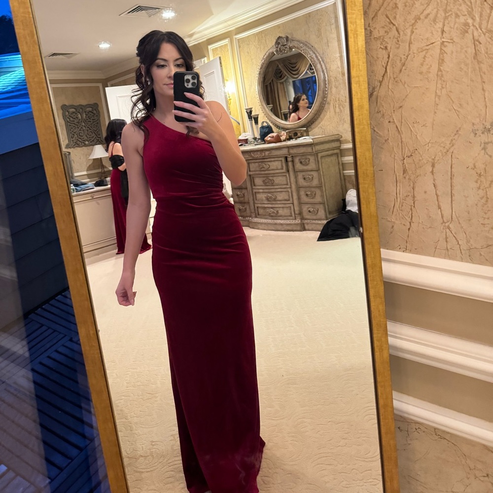 AZAZIE burgundy velvet one shoulder dress